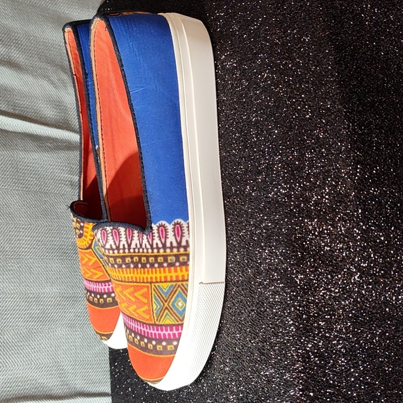 Kokomi Africa Loafers - Picture 2 of 5